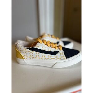 Walmart Yellow Logo Shoes Sneaker Flat Bottom Walmart Brand Size 36 RARE
